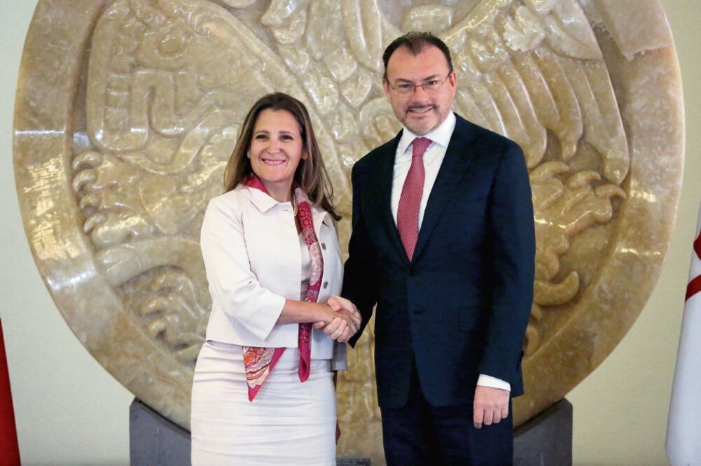 Los cancilleres de Canadá, Chrystia Freeland, y de México, Luis Videgaray, coincidieron en que los trabajos para la modernización del Tratado de Libre Comercio de América del Norte van muy avanzados. (GUSTAVO GRAF. REUTERS)