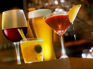 ¿Cuántas calorías tiene el alcohol?