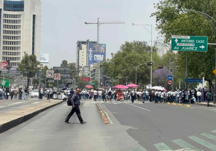 La movilización fue impulsada por integrantes del grupo denominado Vanguardia Mexicana de Trabajadores y Ex Trabajadores de Seguridad Pública. Foto: Juan Carlos Williams / EL UNIVERSAL
