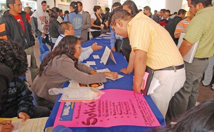 Sube desempleo en febrero; baja informalidad: Inegi