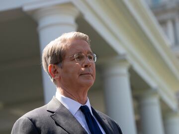 Aranceles de Trump: Secretario del Tesoro de EU dice que arancel de 10% global también aplica a México y Canadá