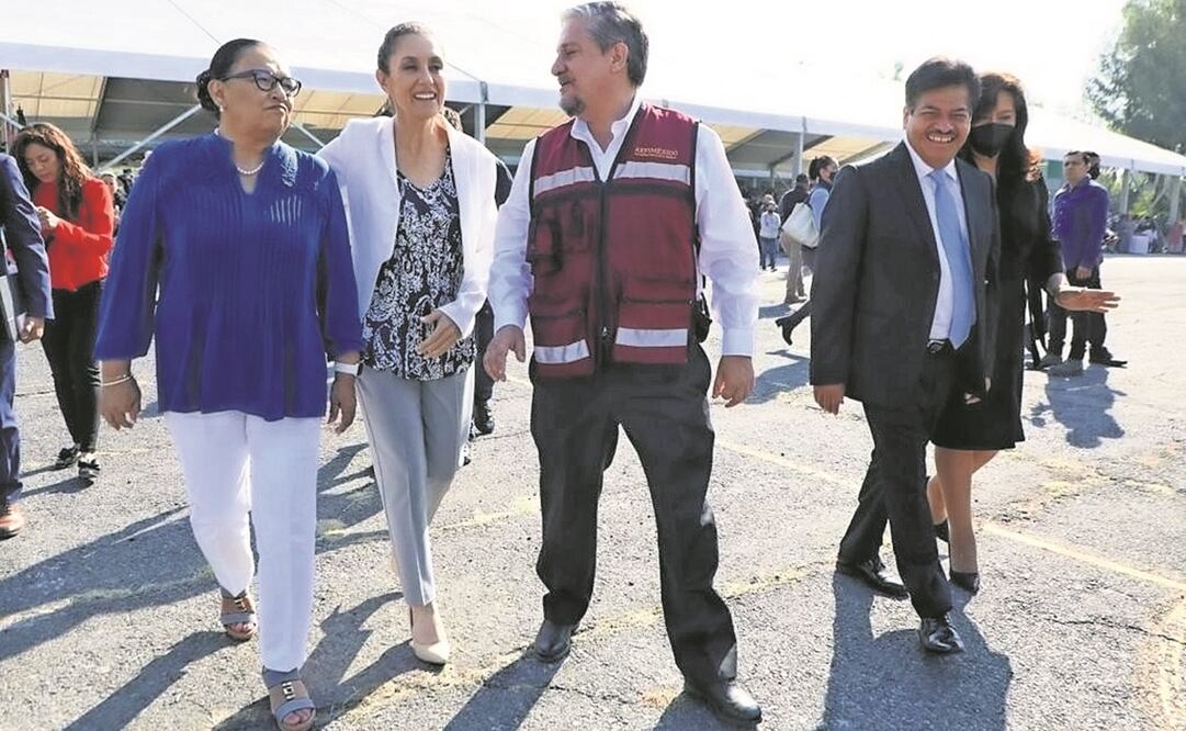 Las autoridades capitalinas y federales invitaron a padres y docentes a sumarse al programa preventivo. fOTO: Especial 