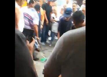 Vecinos graban golpiza a presunto delincuente en la San Felipe