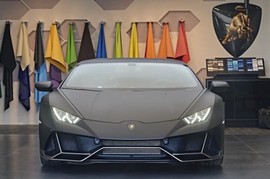 Lamborghini celebra una década en México con 4 ediciones especiales