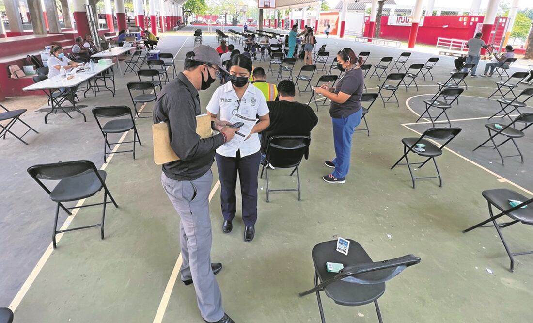 La afluencia a los centros de vacunación hasta el momento ha sido escasa. Foto: luma lópez/ EL UNIVERSAL