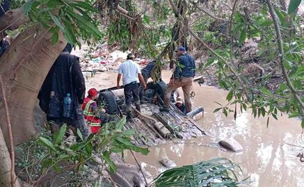 Comisión de Búsqueda continúa rastreo de desaparecidos en vehículos arrastrados tras lluvias; reconoce ayuda de pobladores