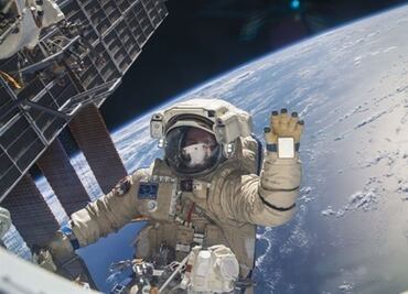 Planean paseos espaciales para turistas por 80 millones de euros