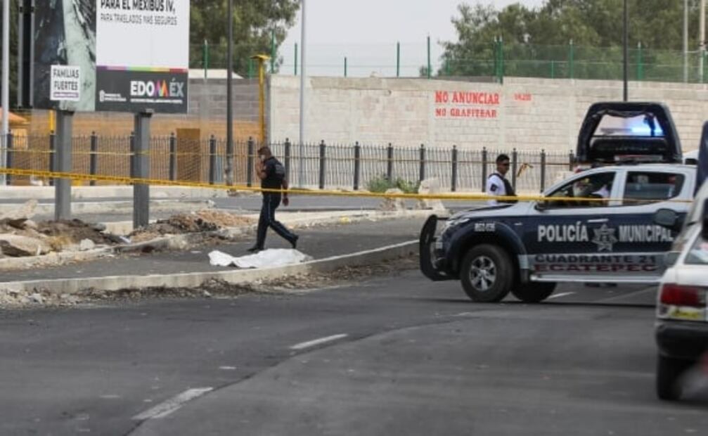 Asaltan combi y matan a chofer que intentó detener a ladrones en Ecatepec