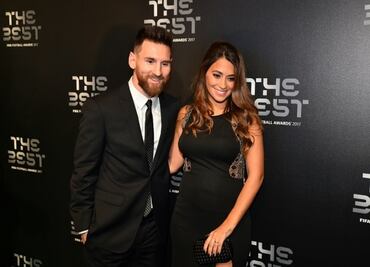Lionel Messi y su emotivo reencuentro con Antonella al arribar a Argentina