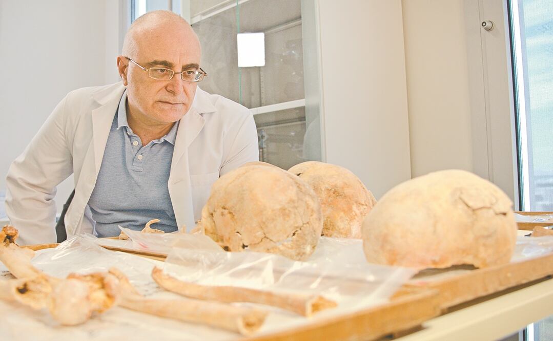 El profesor de historia Marcial Castro Sánchez ha sido uno de los promotores de la investigación desde hace dos décadas. Fotos: RAFAEL CEDRES