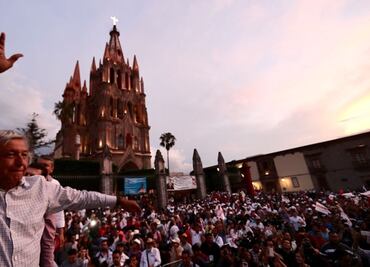 No les va a funcionar nada, dice AMLO a rivales por reforma educativa