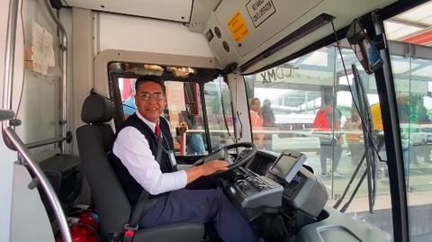 “¡Buenos días, bienvenidos!”: Metrobús dedica VIDEO con Las Golondrinas a operador jubilado que siempre saludaba a usuarios