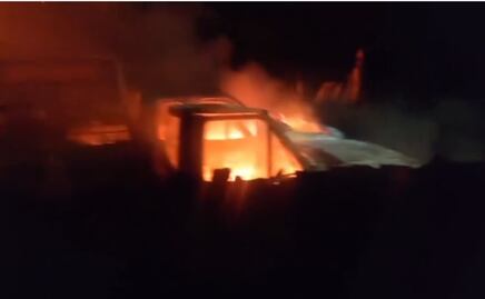 Explosión por toma clandestina deja dos muertos; más de una docena sufre quemaduras graves en Hidalgo