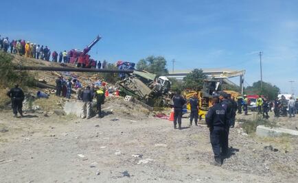 Suman 10 muertos por accidente en la Texcoco-Calpulalpan