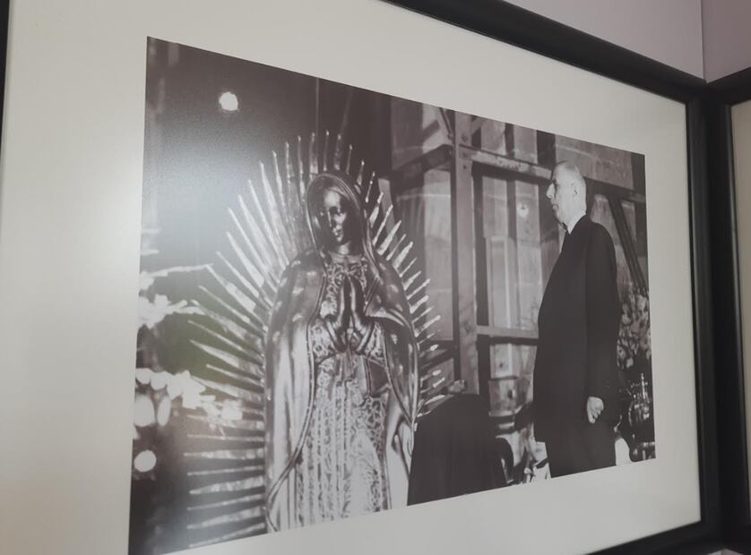 Fotografías de la visita que el expresidente de Francia, Charles de Gaulle, hizo a México en 1964.
Foto: EL UNIVERSAL / Frida Juárez
