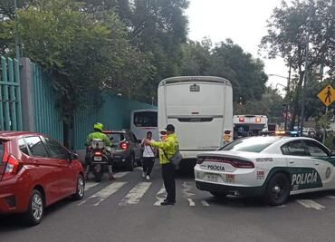 Mujer muere atropellada por unidad del transporte público en Tlalpan; no ha sido identificada