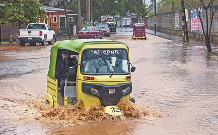 Ágatha se degrada; no se reportan víctimas