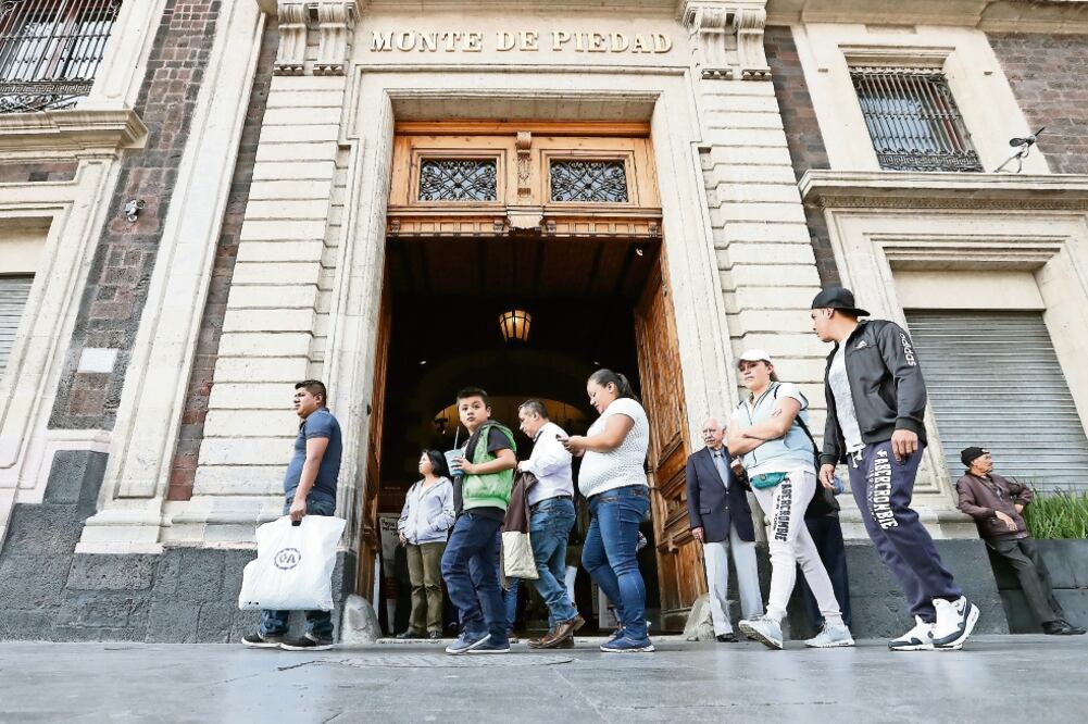 Según el estudio Las casas de empeño en México, cada año 13 millones de mexicanos hacen uso de este tipo de servicios.