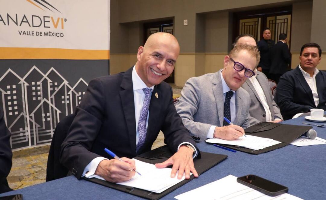 El C5 y Cámara Nacional de la Industria y Promoción de Vivienda firman convenio para conectar cámaras privadas al sector público de vigilancia . Foto: Especial