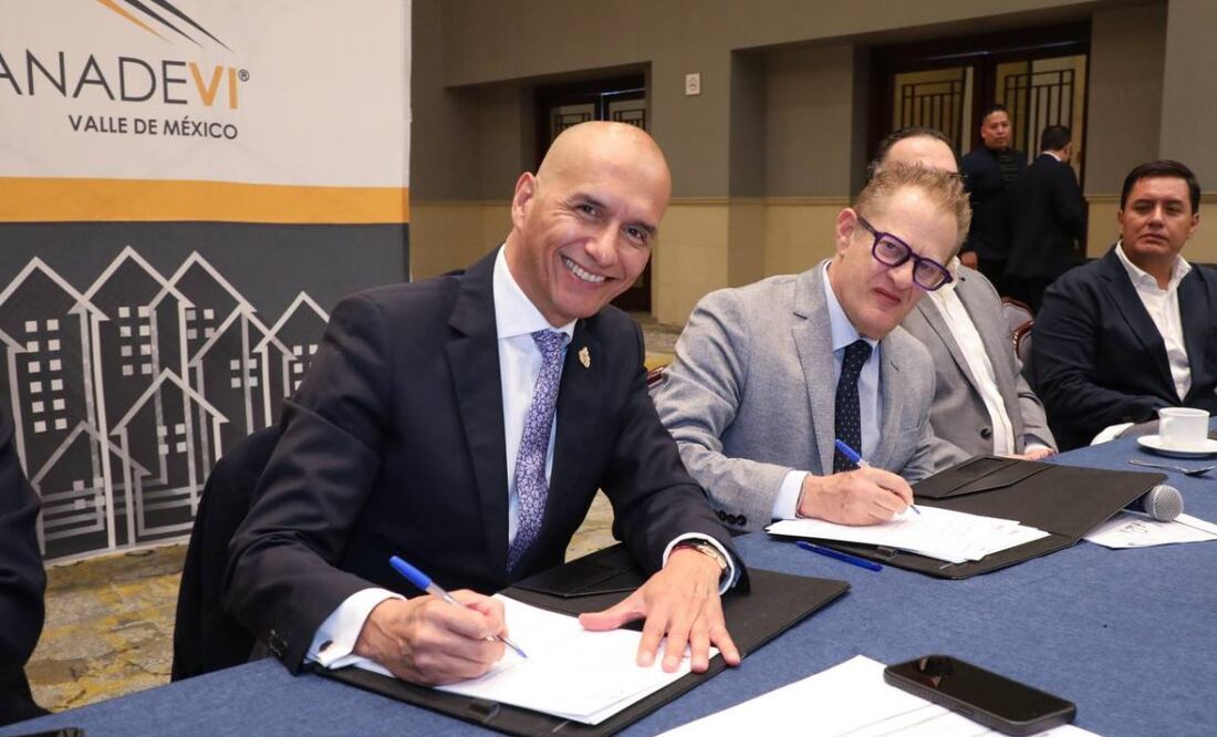 El C5 y Cámara Nacional de la Industria y Promoción de Vivienda firman convenio para conectar cámaras privadas al sector público de vigilancia . Foto: Especial