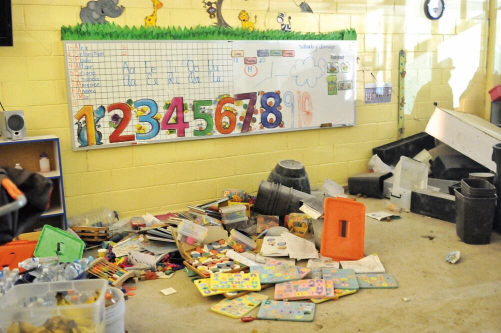 En la escuela Enrique Rébsamen, ubicada en el sur de la ciudad, continúa la búsqueda de niños y maestros (CUARTOSCURO)