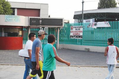SUTIEMS va a huelga; deja a 33 mil sin clases
