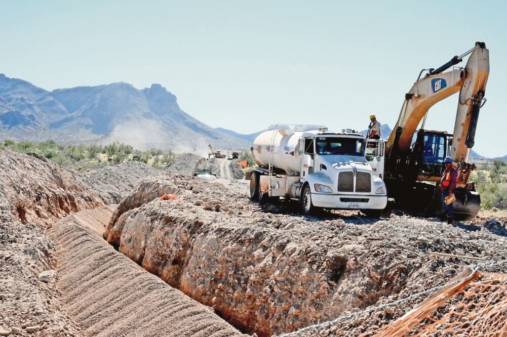 La compañía Asuntos Corporativos de Gasoducto Aguaprieta afirma que avanzará en la construcción del ducto, ya que cuentan con todos los permisos (ARCHIVO ELUNIVERSAL)