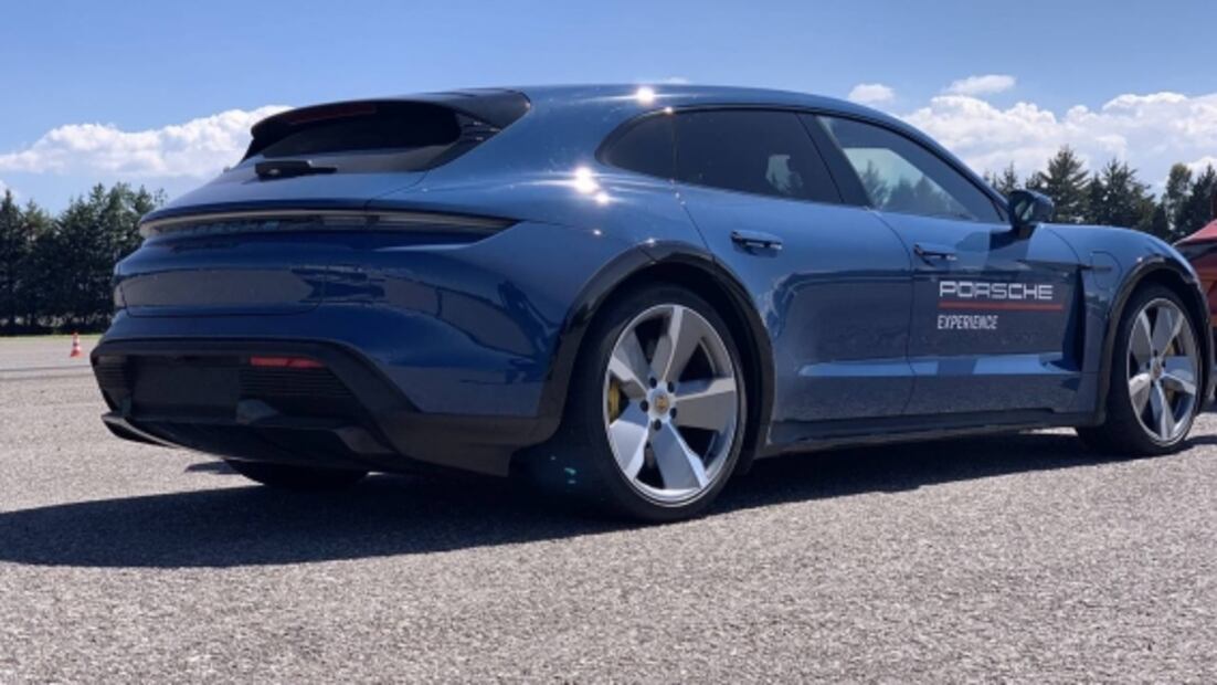 Porsche World Roadshow México, más de 20 autos deportivos al límite