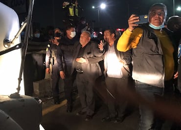 ”¡Ya déjennos pasar!”: así pedían automovilistas retirar bloqueo de Periférico Norte