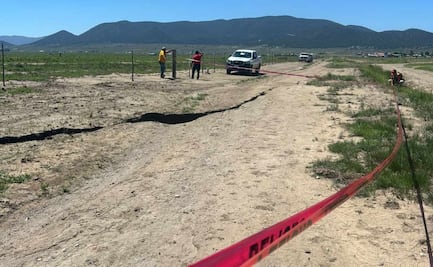 Aparece grieta de 200 metros en Arteaga, Coahuila; investigan su origen