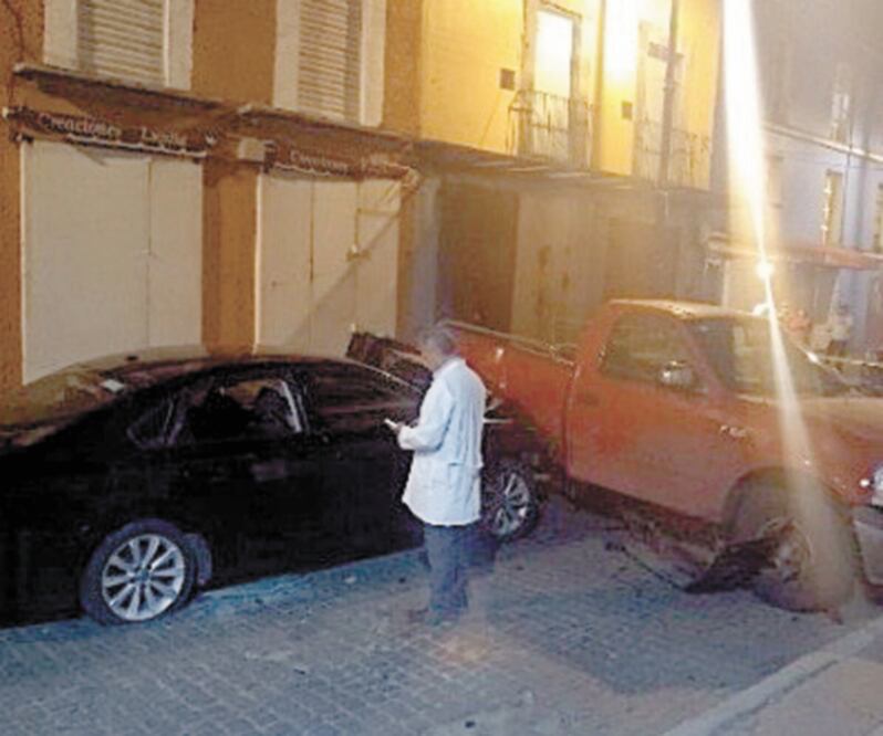 Emboscada. Según las primeras indagatorias, tras la colisión, Óscar Liebre fue interceptado por hombres armados en las calles Zapata y Marfil. Foto/ESPECIAL