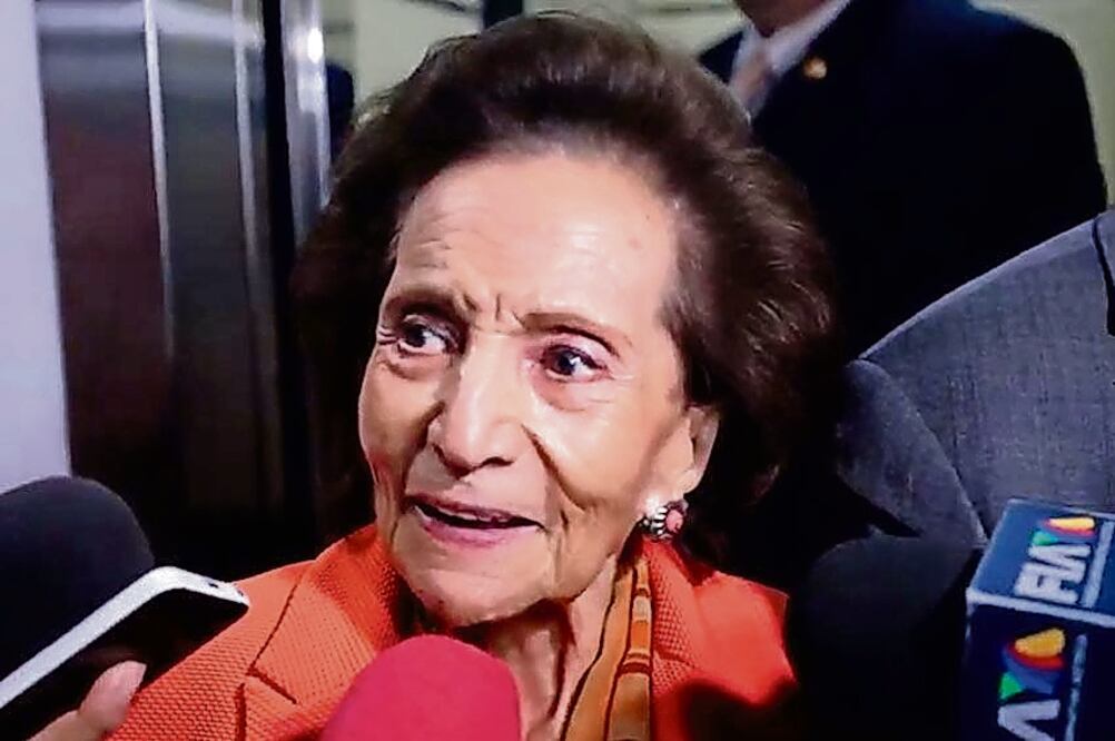 Ifigenia Martínez señaló que “es un momento histórico en el país (...), especialmente para las mujeres”. Foto Especial