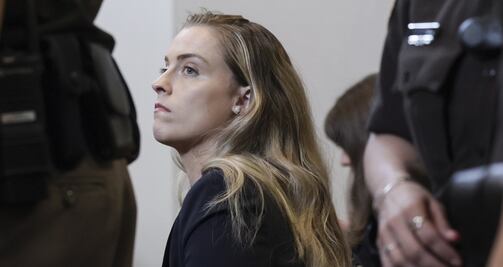 Volvería a testificar “un millón de veces”, dice hermana de Amber Heard tras derrota en el juicio