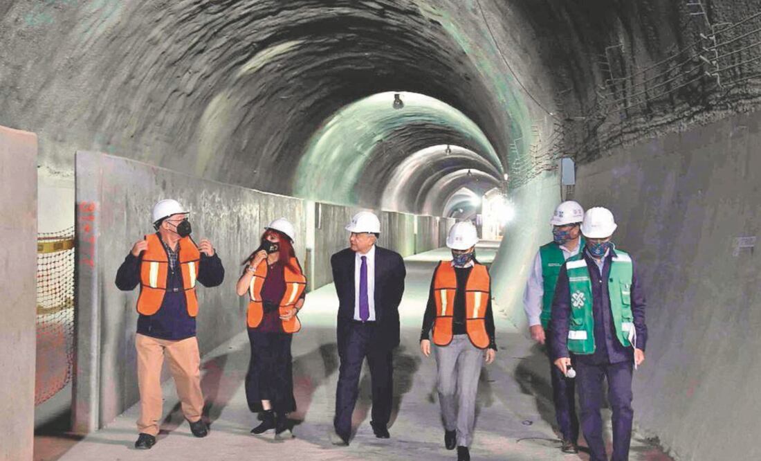El Presidente ha recorrido en varias ocasiones los trabajos de la ampliación de la Línea 12 del Metro. Foto: ESPECIAL