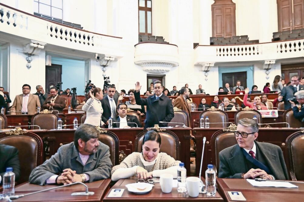 Los diputados de la Asamblea Legislativa de la Ciudad de México tienen hasta el 20 de diciembre para debatir y aprobar el Presupuesto de Egresos 2018, remitido por la Secretaría de Finanzas capitalina. (ALEJANDRO ACOSTA. EL UNIVERSAL)