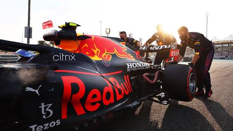 ¿Cómo una empresa de bebidas energéticas logró tener un equipo exitoso en F1?