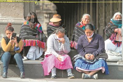 Artesanos, entre el encierro y el olvido