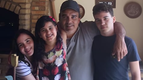 "Perdí a mis 3 hijos por un cáncer hereditario; ahora yo también lucho contra la enfermedad"