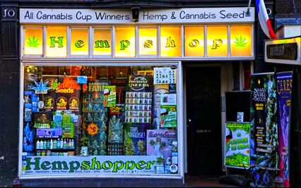 ¿Adiós marihuana? Ámsterdam se está quedando sin coffeeshops