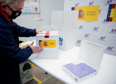 Europa empieza mañana campaña de vacunación contra Covid en residencias de ancianos