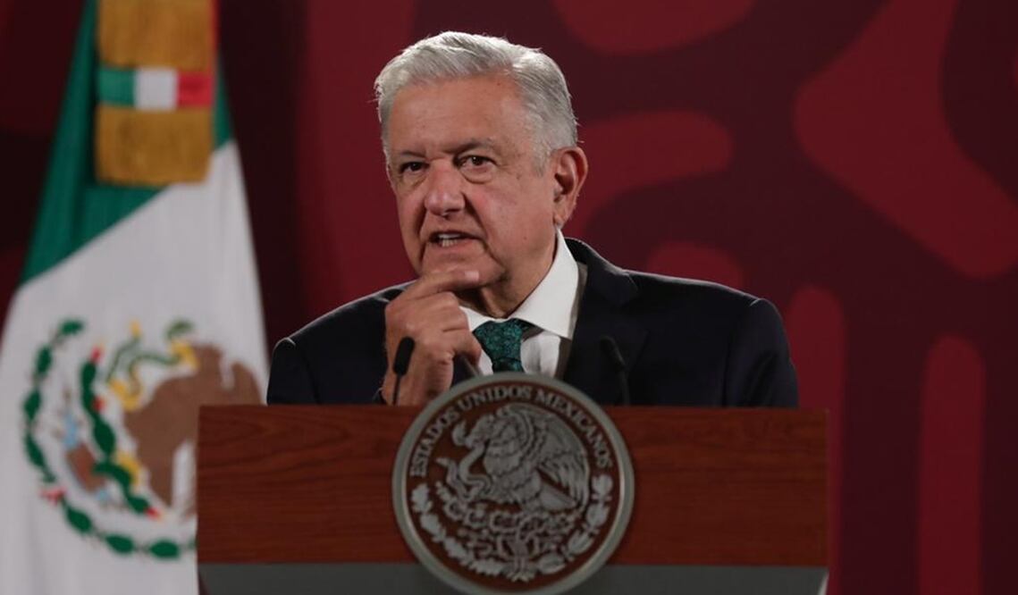 El presidente López Obrador adelantó que se dialogará con los empresarios mexicanos, también ante el alza en el precio del kilogramo del pollo y de la carne, para no abrir al mercado externo. Foto: Diego Simón Sánchez