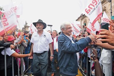 Lamenta AMLO que se prevea flujo lento de datos del PREP