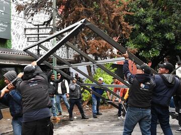 Avanza 70% la recuperación de espacio público en la colonia Nápoles; alcaldía BJ retira pérgolas de 42 comercios