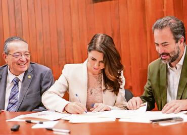 Candidatos firman agenda con ciudadanía