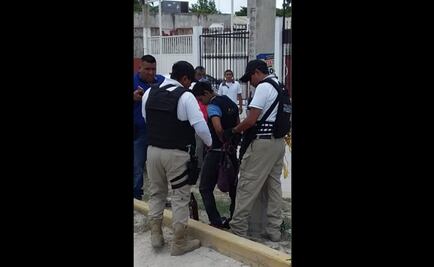 Amarran a poste a joven que intentó robar una bicicleta en Cancún