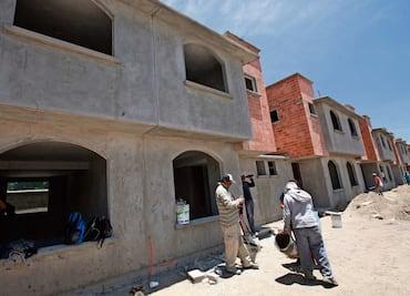 Adquirir una casa siendo trabajador informal es más fácil en Chile que en México; necesario mejorar la inclusión financiera: Cepal