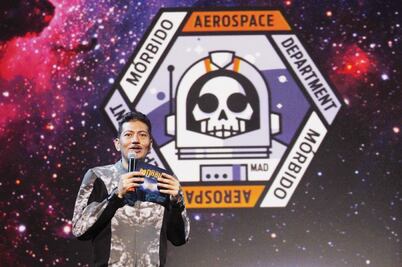 Mórbido empieza su carrera espacial