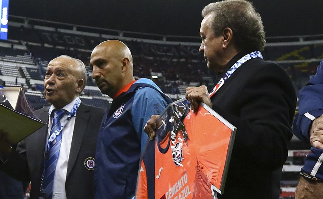 Billy Álvarez, Óscar Pérez y Víctor Garcés. Foto: Imago 7