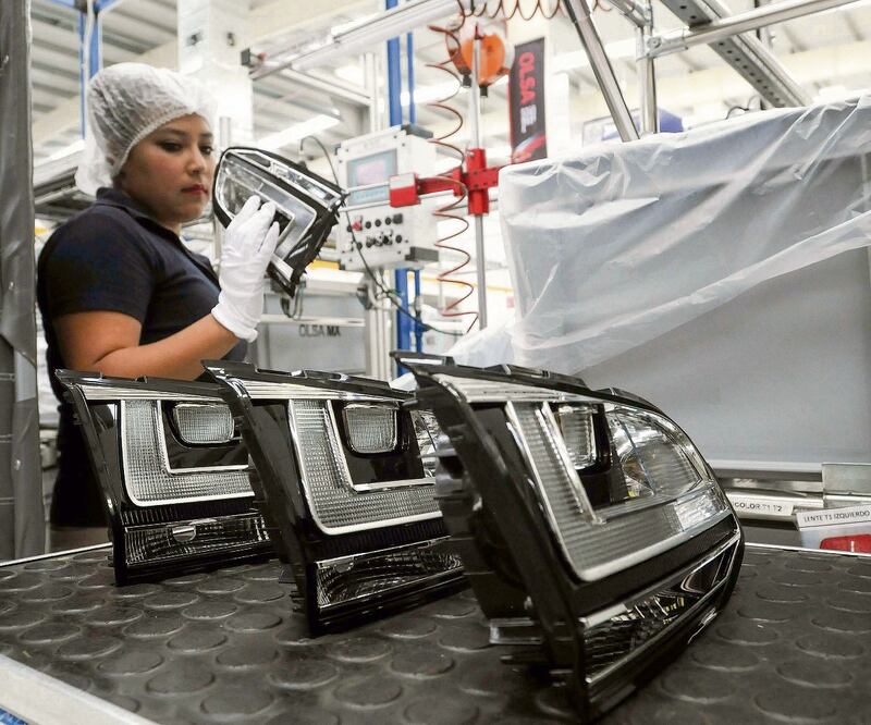 Los componentes de mayor fabricación fueron partes eléctricas, transmisiones, embragues, cubreasientos y alfombras, entre otras. Foto/ARCHIVO EL UNIVERSAL