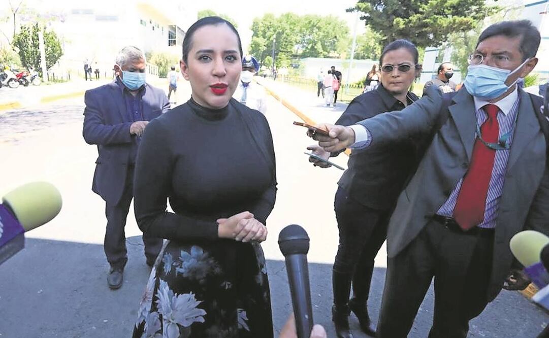 Foto: Especial/El Universal/ Sandra Cuevas tras salir de una audiencia en el Reclusorio Norte